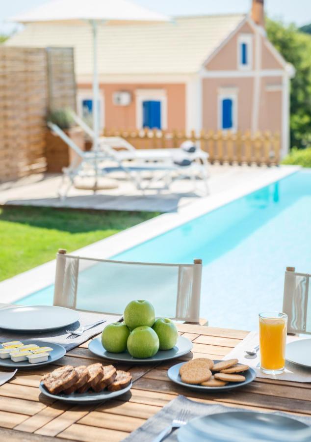 Reiki Villas Erikousa Ereikoussa Экстерьер фото